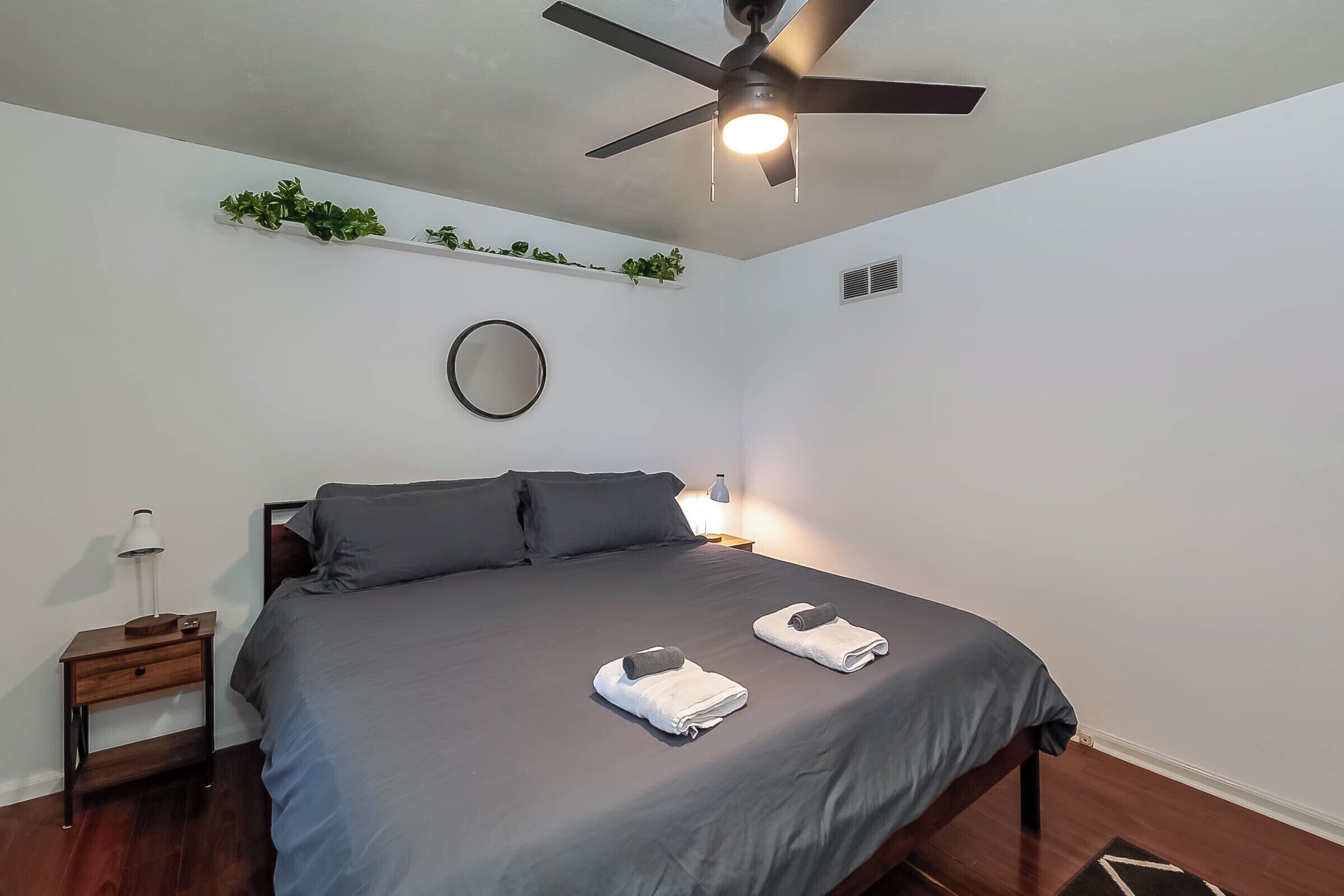 2 bedrooms, WiFi, bed sheets