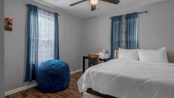 2 bedrooms, WiFi, bed sheets