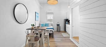 MARKET B - Market Street Loft B