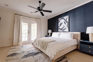 3 habitaciones, escritorio, wifi y ropa de cama 