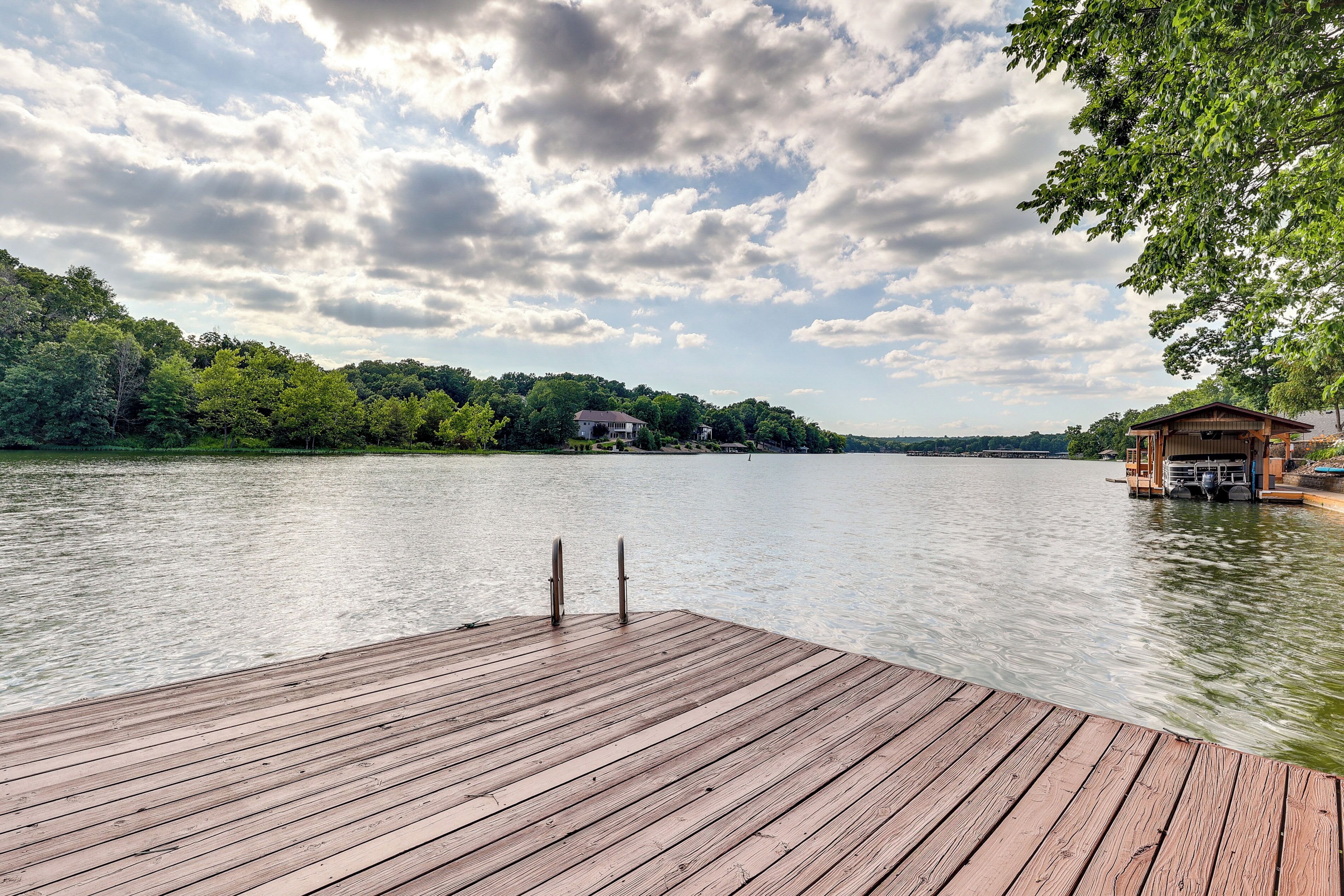 Lakefront Bella Vista Home w/ Game Room & Dock!