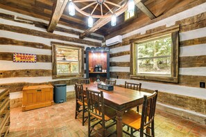 Dining - Glasgow Getaway w/ Patio, Fireplace & Grill! (Glasgow)