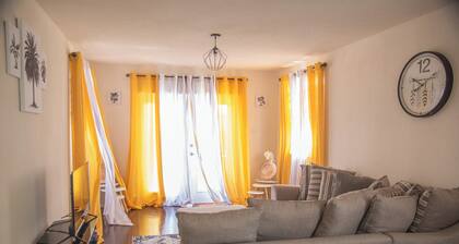 Stylish 2BR 1Bath APT with Pool and Deck, a stone's throw from St. Lawrence Gap.