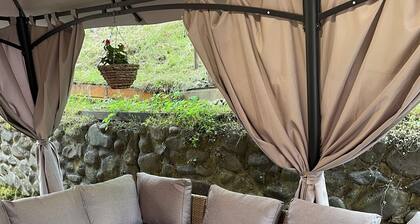 Silent House-Sovata suitable for up to 10 Guests