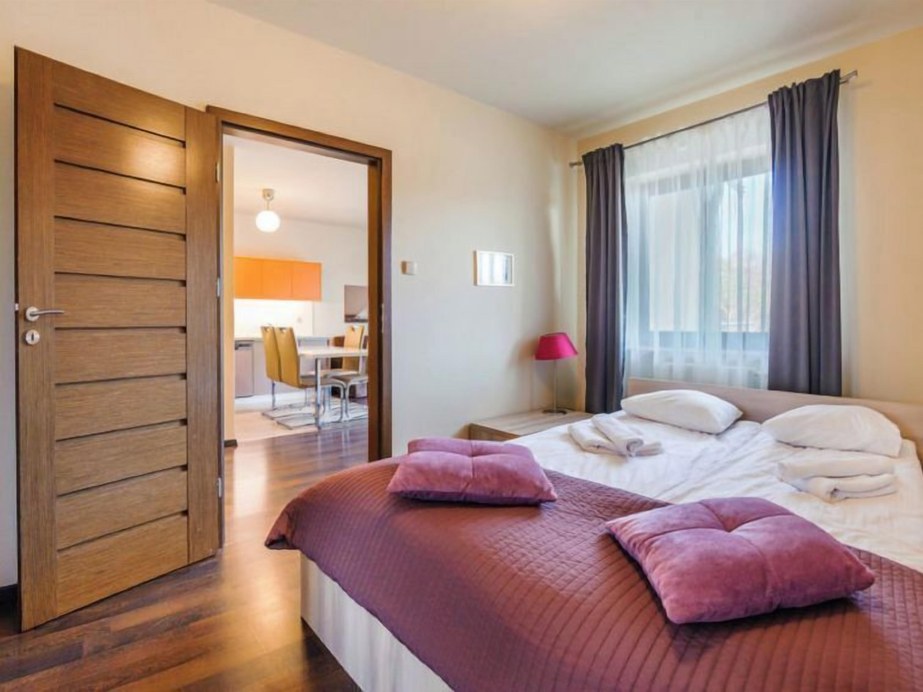 1 bedroom, iron/ironing board, WiFi