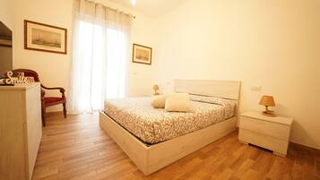 1 camera, ferro/asse da stiro, Wi-Fi, lenzuola