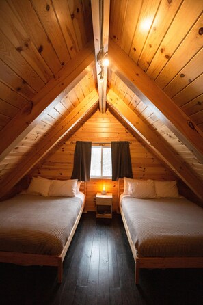 1 chambre, fer et planche à repasser, accès à Internet, literie fournie