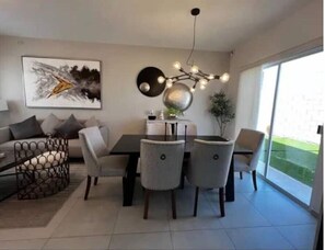 Dining - LOFT/Casa TR ELBusinessDirection (Mexicali)