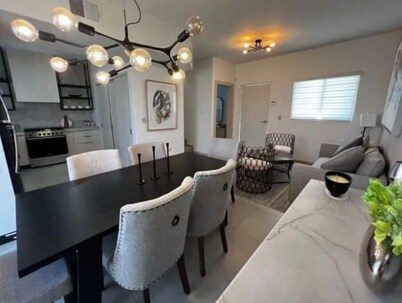 LOFT/Casa TR ELBusinessDirection