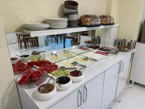 Desayuno buffet incluido todos los días