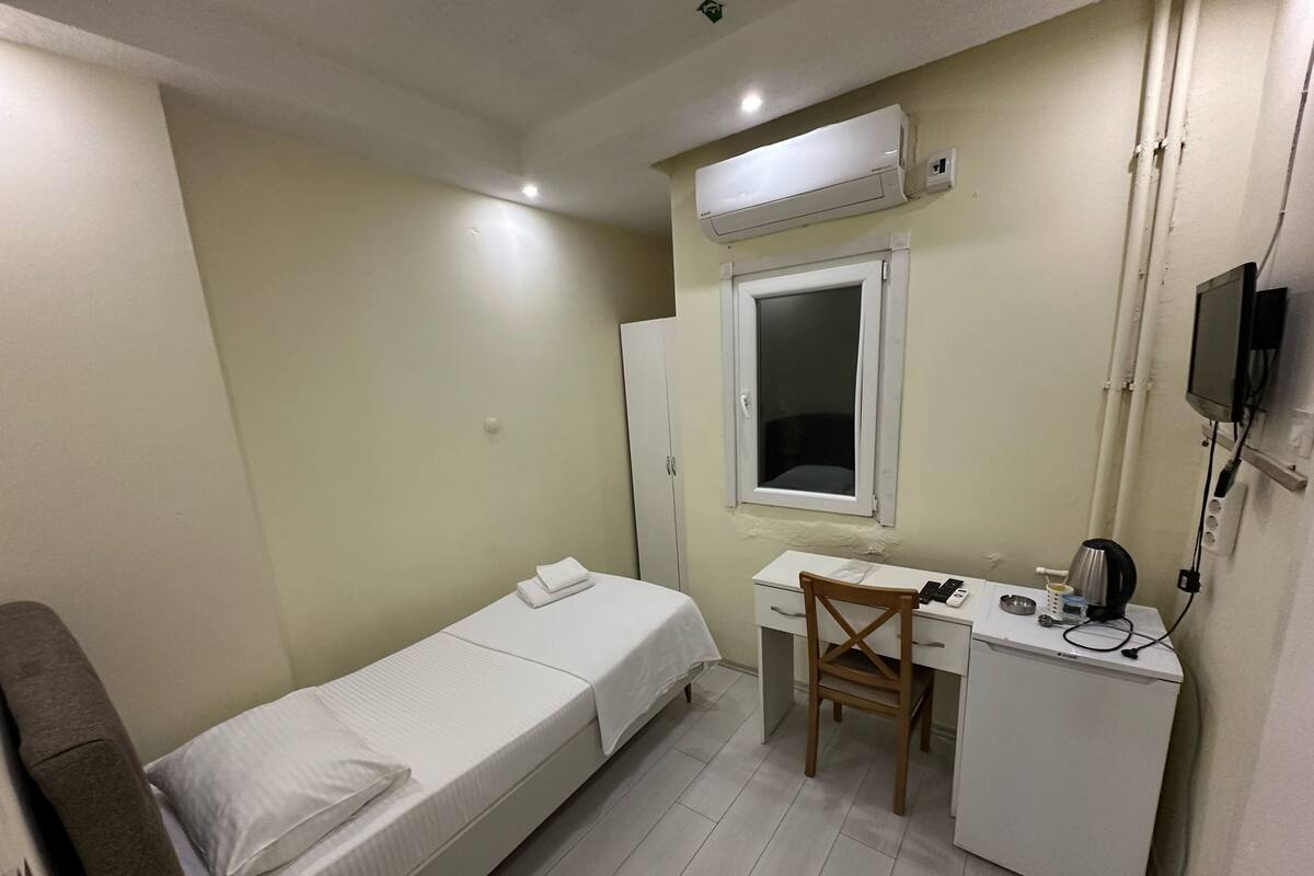 Habitación individual básica | Wifi gratis 