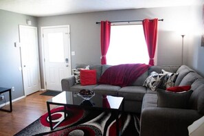 スマートテレビ、書斎 / ワークスペース