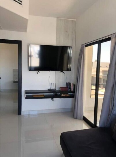 LOFT2 Golden Zone ELBusinessDirection