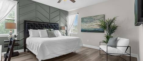 9 chambres, bureau, fer et planche à repasser, lit parapluie