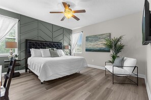 9 bedrooms, desk, iron/ironing board, travel crib