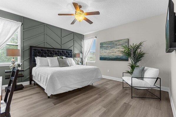 9 bedrooms, desk, iron/ironing board, travel crib