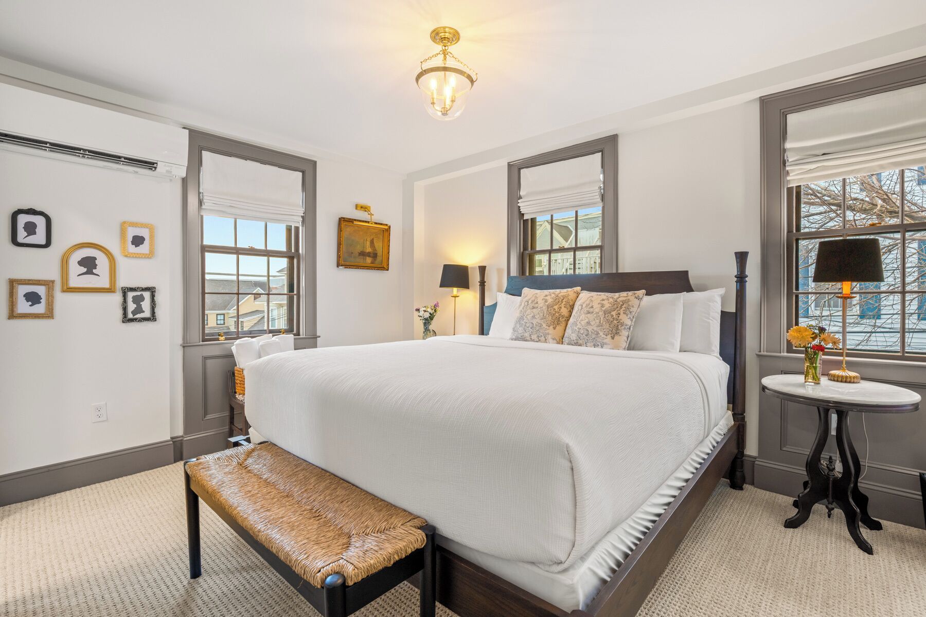 Chambre Simple Standard | Literie de qualité supérieure, surmatelas, minibar