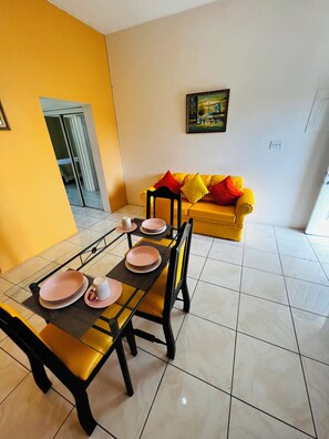 Interior - Near Ocho Rios/AC/Hot Water/Quiet/1 Bed/12A (Tower Isle)