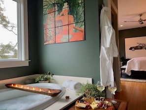 Interior - Marshfront Villa In The Trees - Near Beach & Bay
 (Edisto Island)
