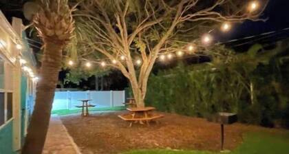 Cozy and Bright Beach Retreat