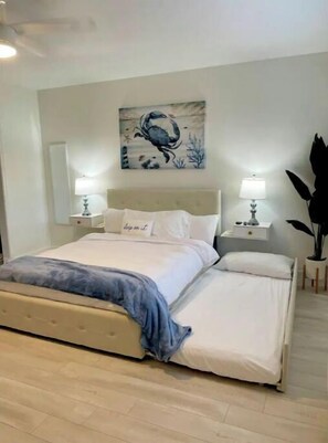 1 habitación, tabla de planchar con plancha, wifi gratis y ropa de cama