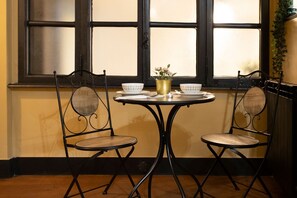 Dining - Cloe   Hidden Suite in Via Veneto (ROMA)