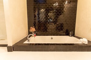 Hair dryer - Cloe   Hidden Suite in Via Veneto (ROMA)