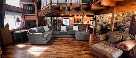 TV, fireplace, stereo