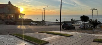 Departamento 3 Ambientes - Junto al Mar - Cochera
