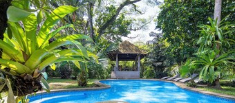 CASA PUMILIO: Family Vacation Home w/concierge service! Mountain, 5min to Beach.