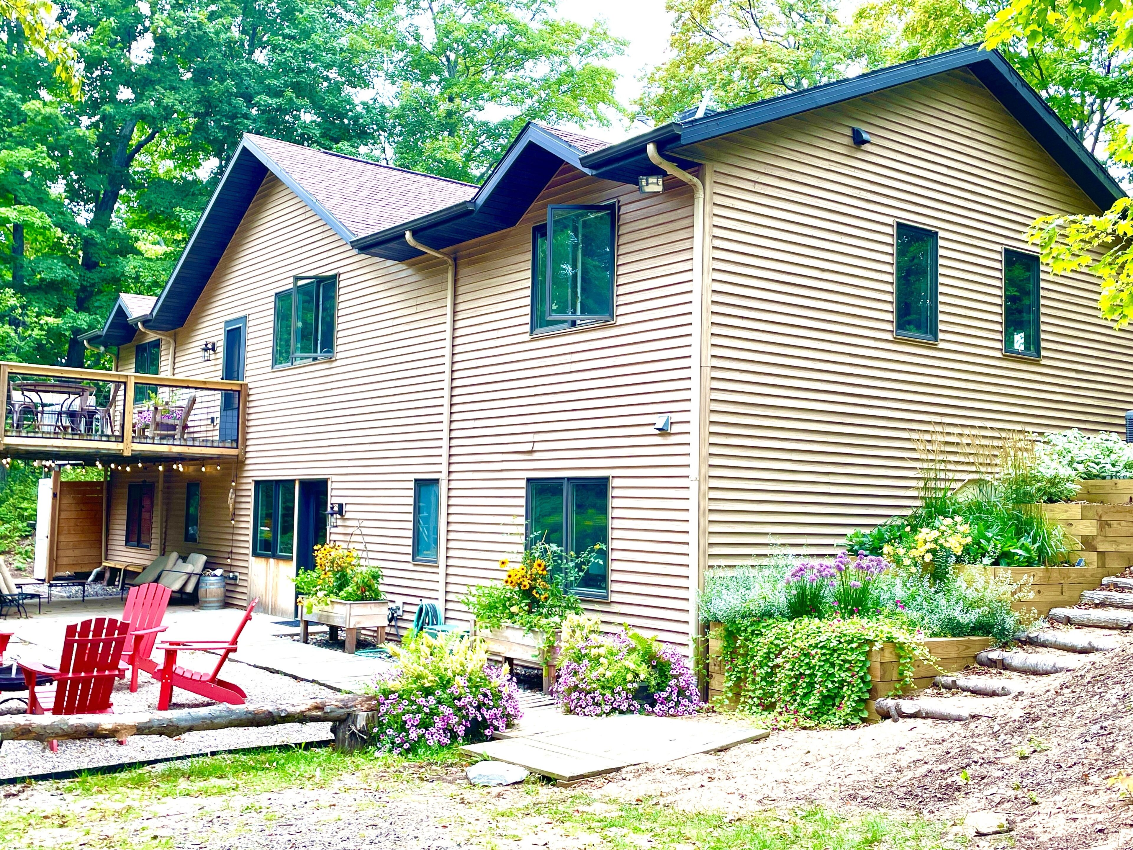 Enjoy the water and the woods on Kangaroo Lake in Baileys Harbor, WI.