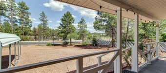 Furnished Porch + Gas Grill: Lakeside Cottage Stay