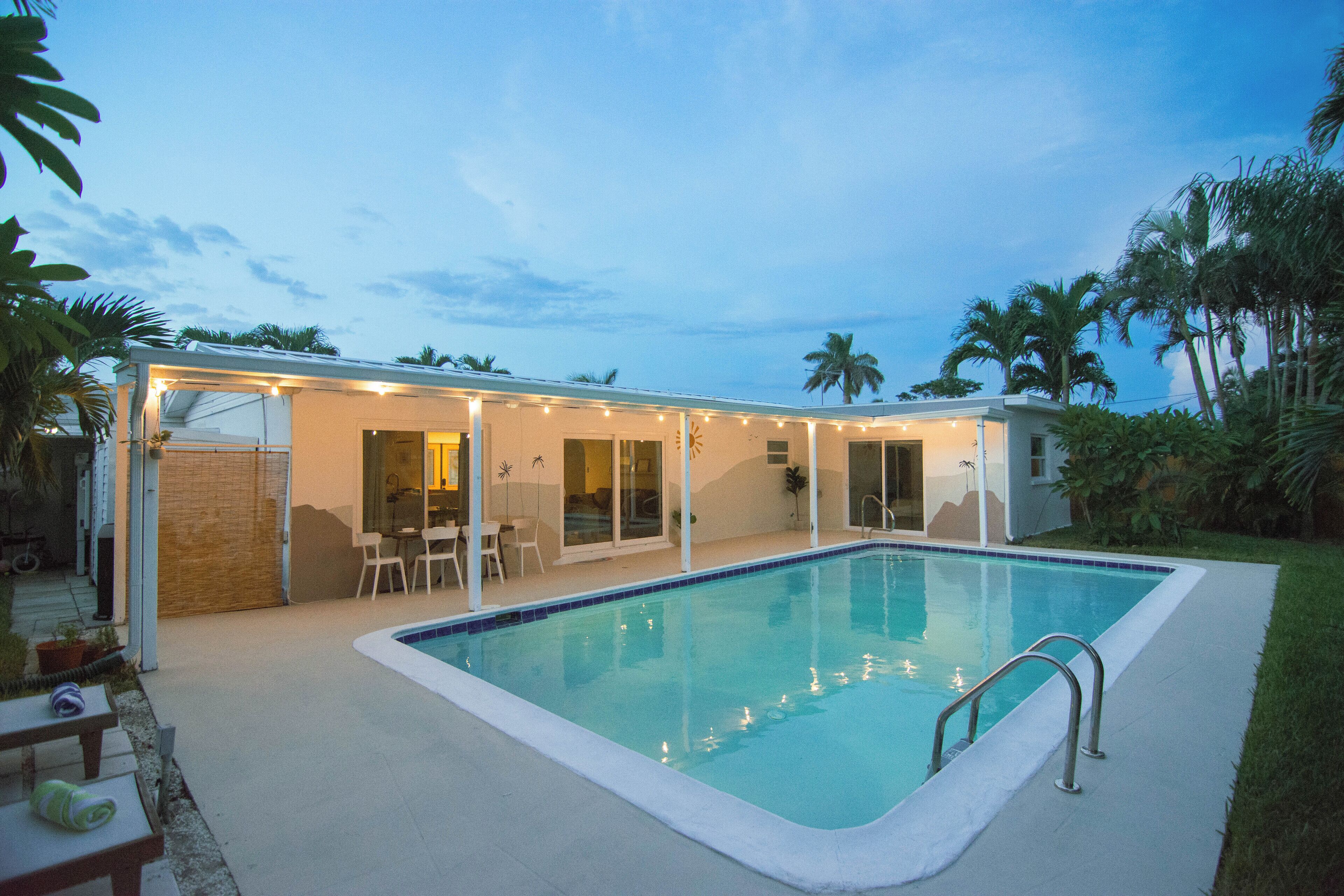 Newly Renovated 4BR/2BA Beach House w/ Heated Pool