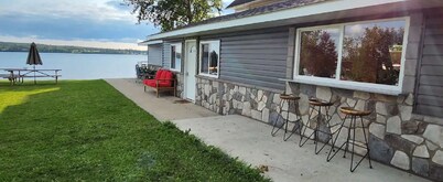 Stay for a while & live the lake front life-style!
