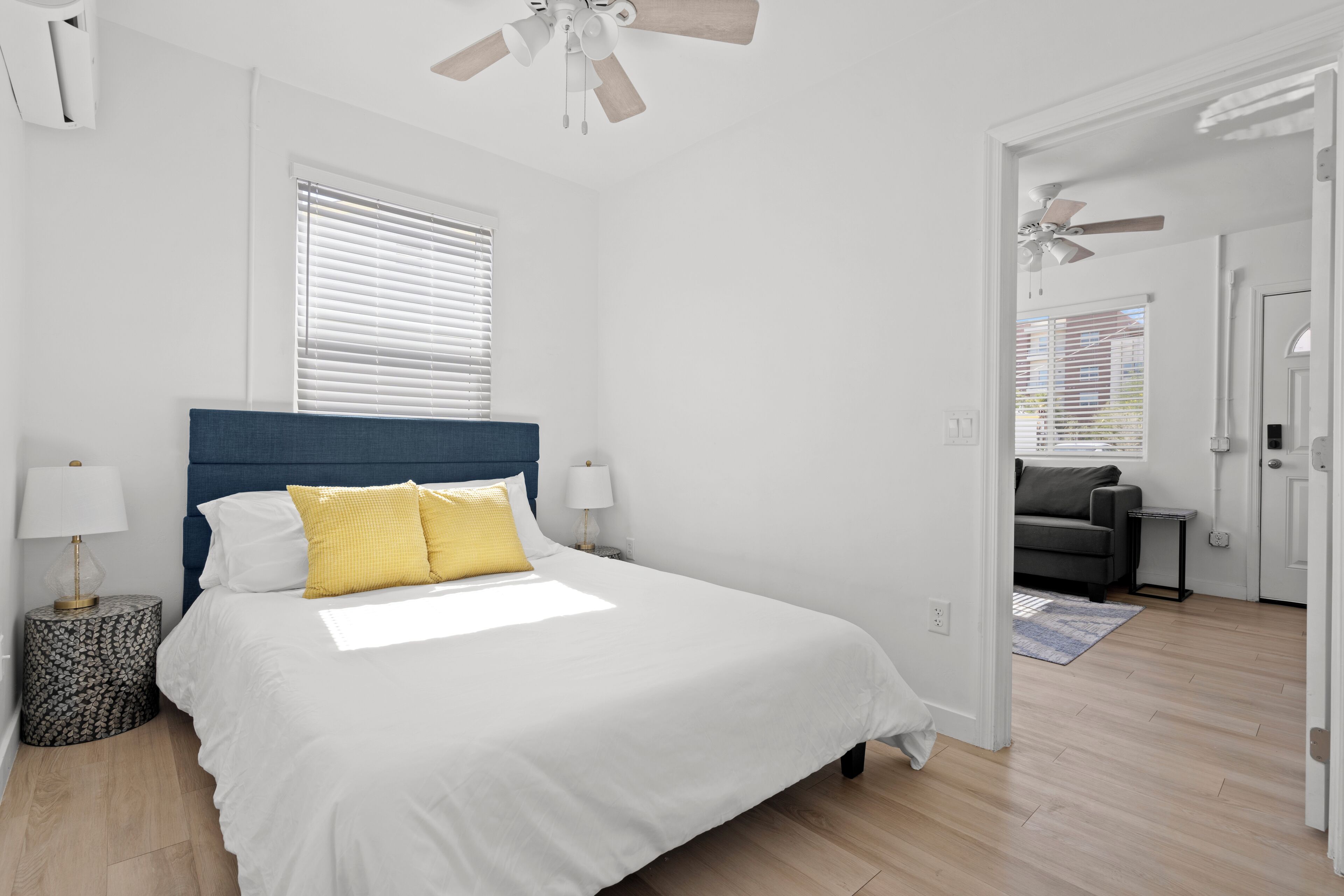 Charming Modern Tiny House in the heart of Tempe