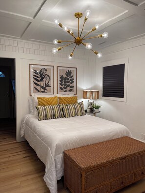 5 habitaciones, tabla de planchar con plancha, wifi y ropa de cama 
