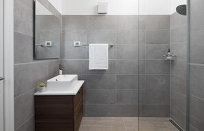 Dusche, Haartrockner
