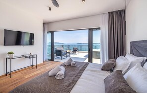 4 Schlafzimmer, Reisekinderbett, kostenloses WLAN, Bettwäsche