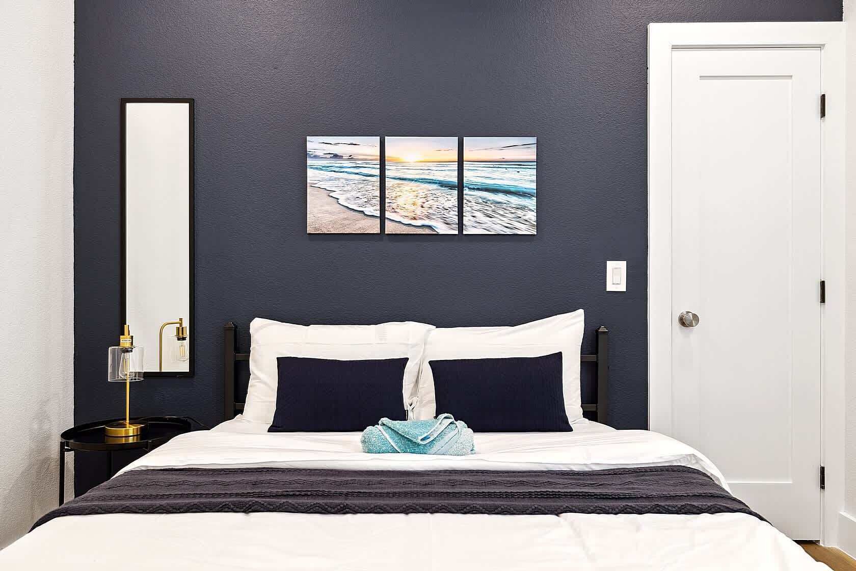 3 soverom, skrivebord, strykejern/-brett og wi-fi (inkludert)