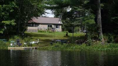 Cozy waterfront house on Lake Clear Outlet - In the heart of the Adirondacks