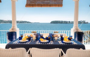 Outdoor dining - Beautiful home in Lozica (Lozica)