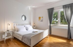 3 habitaciones, wifi gratis y ropa de cama