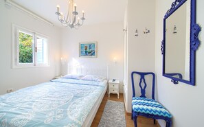 3 chambres, coffre-fort, lit de bébé portatif, accÚs au Wi-Fi (inclus)