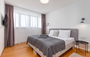 4 chambres, lit parapluie, Wi-Fi gratuit, draps fournis