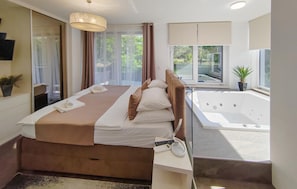 3 chambres, lit parapluie, Wi-Fi gratuit, draps fournis