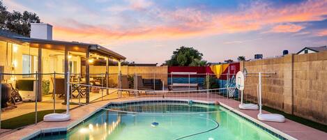 Outdoor pool, a heated pool