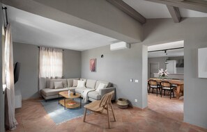 TV, peis og stereoanlegg