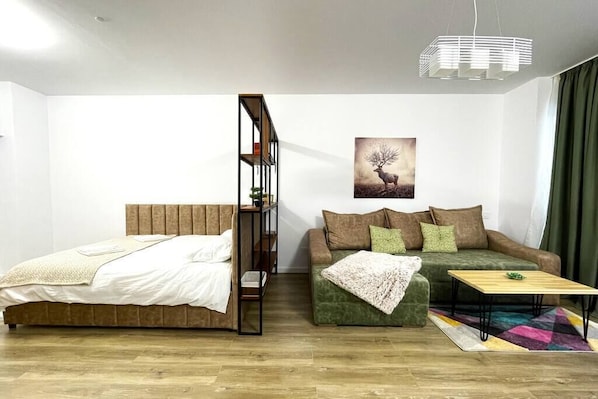 WiFi, bed sheets