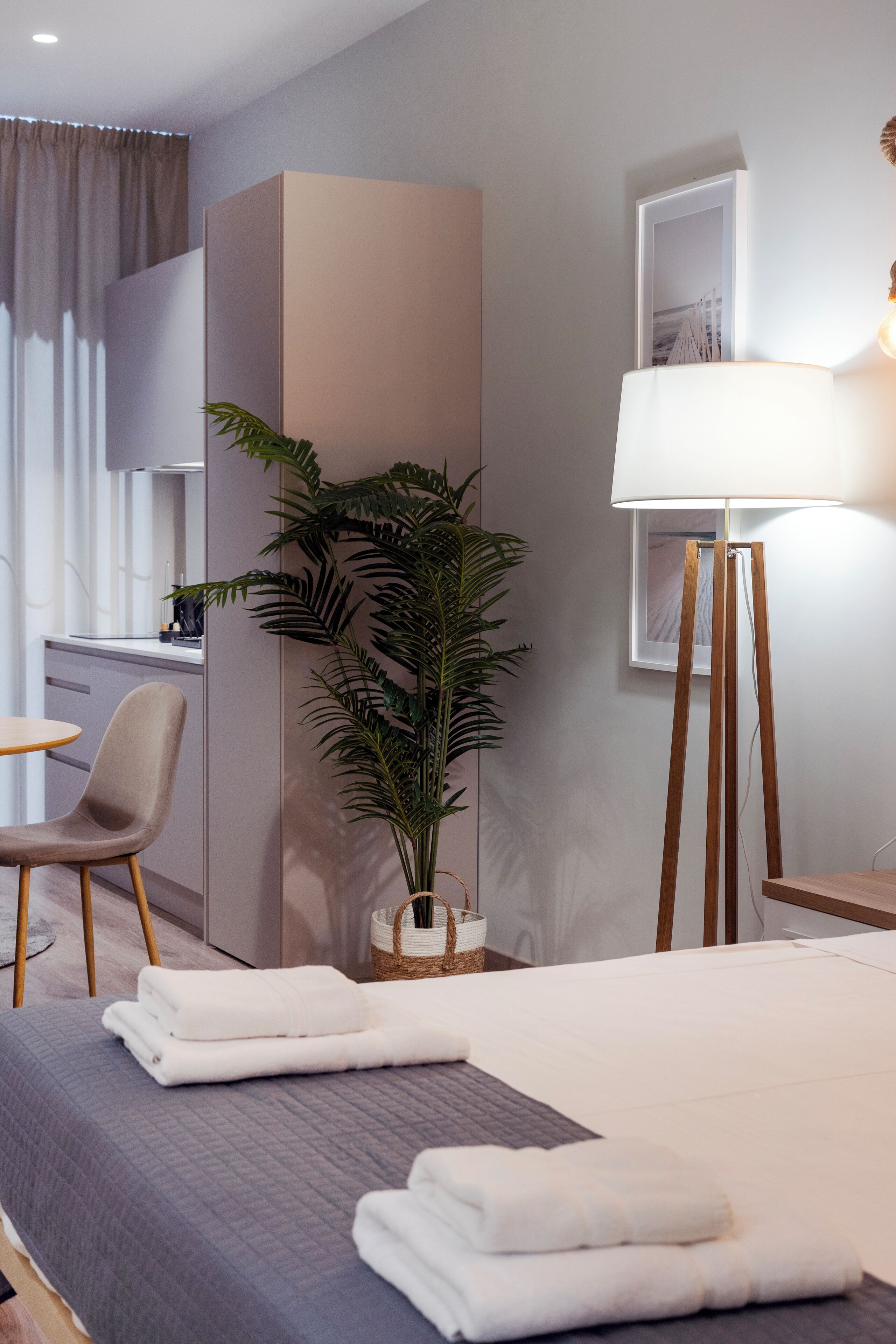 Bügeleisen/Bügelbrett, Reisekinderbett, WLAN, Bettwäsche