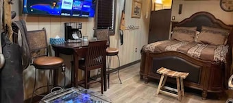 Cowboy Cabin Wild West 40